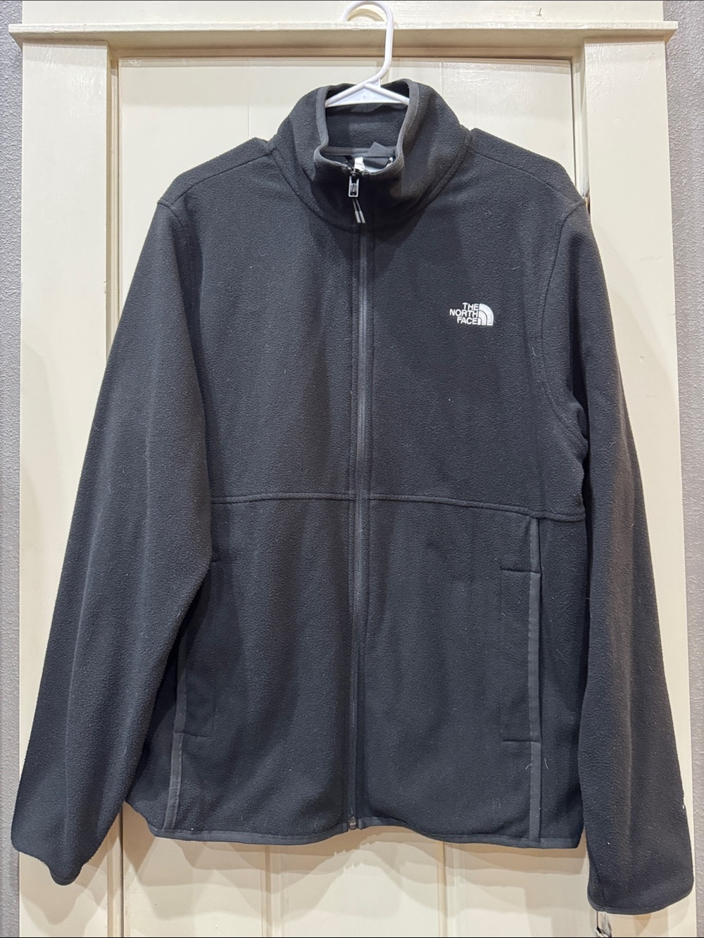 The North Face Men's Dark Gray Full-Zip Fleece Jacket